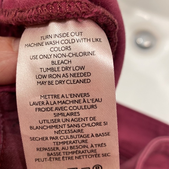 Pilcro Jeans - Picture 8 of 8